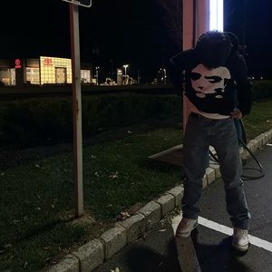 Meet your Posher, Derix